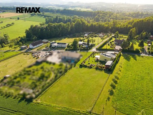 Prodej stavebního pozemku 1689 m²