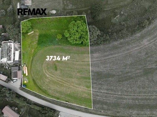 Prodej stavebního pozemku 1867 m²