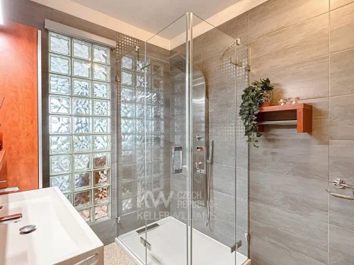 Prodej bytu 3+kk 77 m²