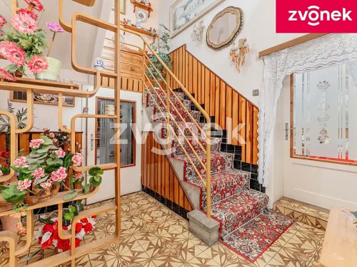 Prodej domu 220 m², pozemek 1093 m²