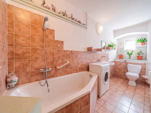 Prodej domu 250 m², pozemek 2599 m²