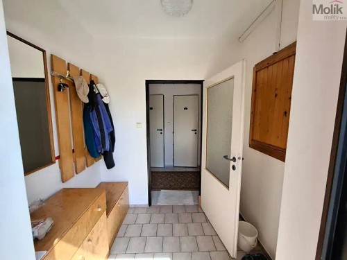 Prodej domu 200 m², pozemek 1427 m²