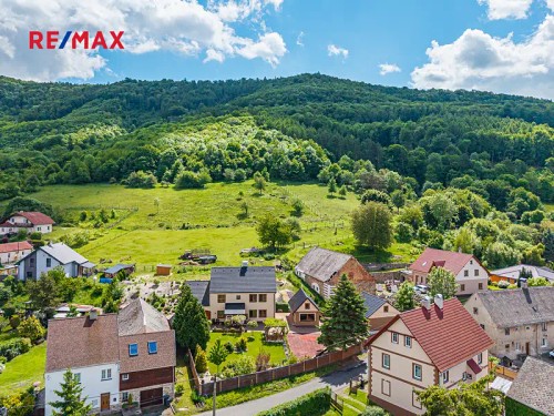 Prodaná  chata 200 m², pozemek 1966 m²