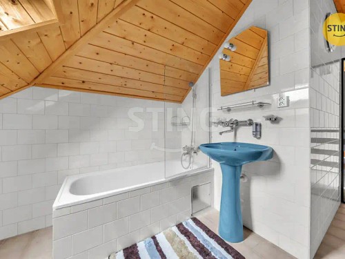 Prodej domu 198 m², pozemek 2043 m²