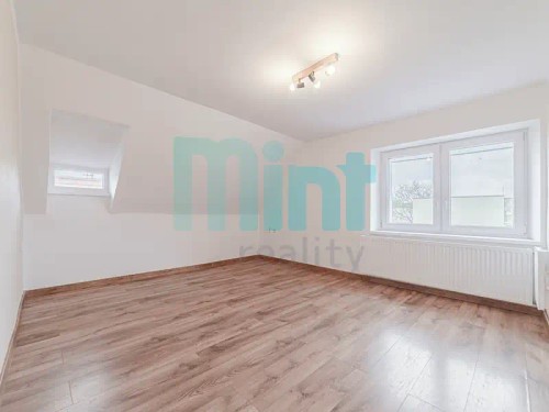 Prodej domu 250 m², pozemek 661 m²
