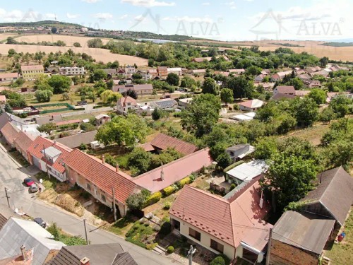 Prodej domu 370 m², pozemek 2690 m²