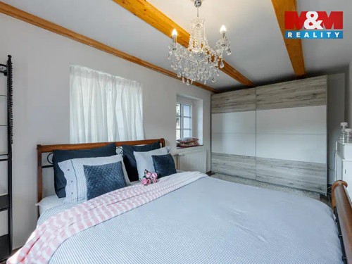 Prodej domu 228 m², pozemek 1683 m²