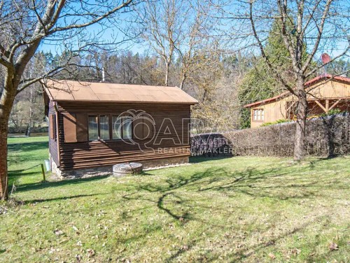 Prodej chaty 37 m², pozemek 826 m²