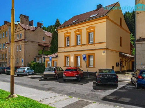 Prodej domu 259 m², pozemek 605 m²