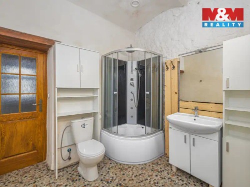 Prodej stavebního pozemku 2030 m²