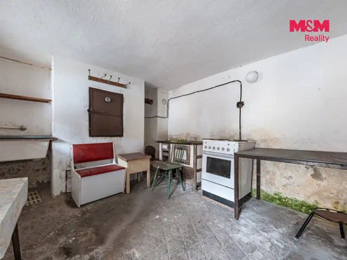 Prodej zemědělské usedlosti 170 m², pozemek 5936 m²