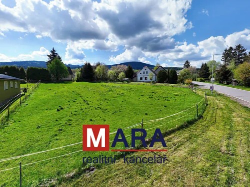 Prodej stavebního pozemku 1197 m²