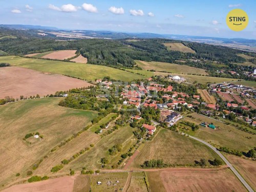 Prodej stavebního pozemku 1210 m²