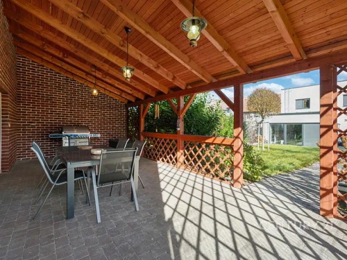 Prodej domu 275 m², pozemek 842 m²