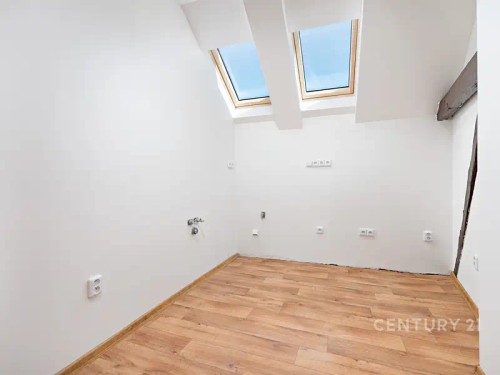Prodej atypického bytu 76 m²