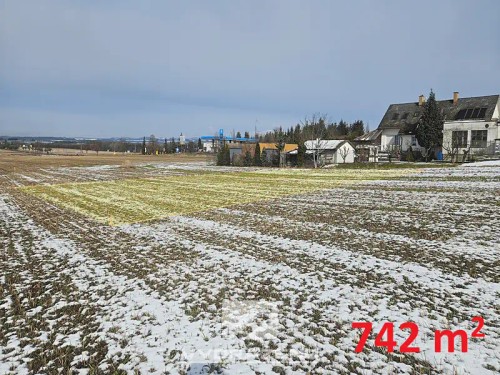 Prodej stavebního pozemku 742 m²