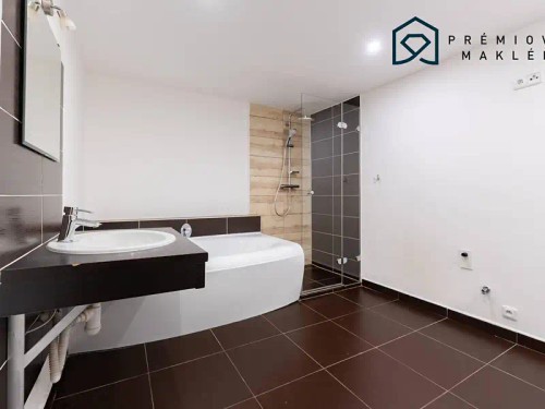 Prodej bytu 3+kk 65 m²