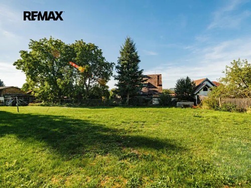 Prodej stavebního pozemku 667 m²