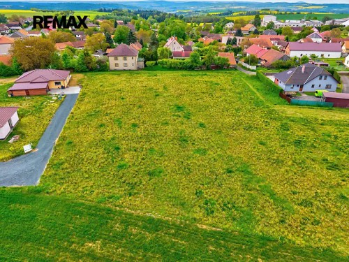 Prodej stavebního pozemku 10000 m²