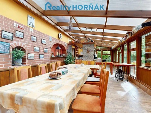 Prodej domu 364 m², pozemek 1261 m²