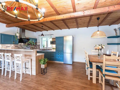 Prodej domu 202 m², pozemek 1160 m²