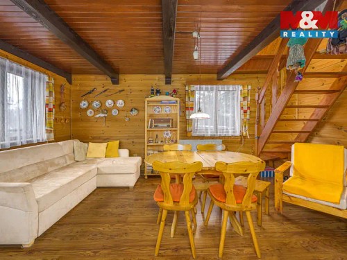 Prodaná chata 103 m², pozemek 358 m²