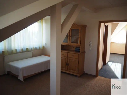 Prodej domu 435 m², pozemek 1004 m²