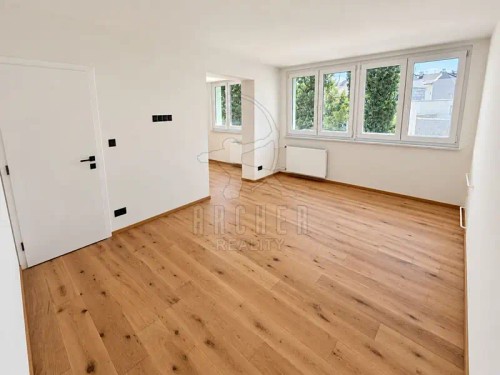 Prodej bytu 2+kk 56 m²