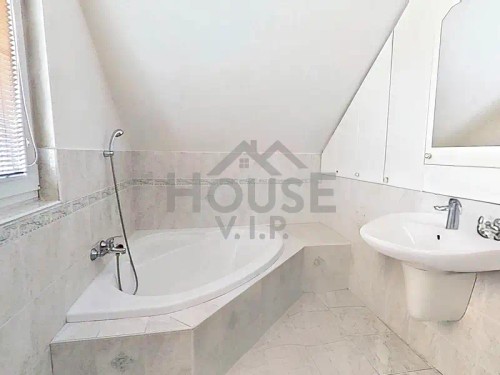 Prodej domu 239 m², pozemek 414 m²