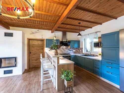 Prodej domu 202 m², pozemek 1160 m²