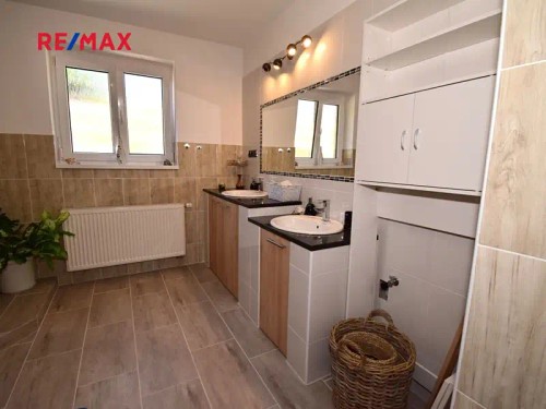 Prodej domu 190 m², pozemek 741 m²