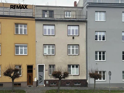 Prodej domu 450 m², pozemek 100 m²