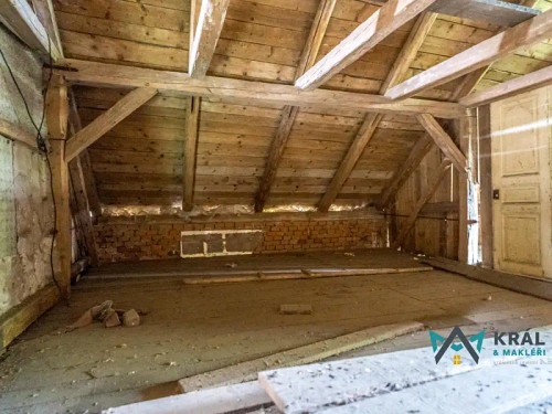 Prodej domu 350 m², pozemek 773 m²