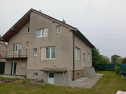 Prodej domu 350 m², pozemek 900 m²