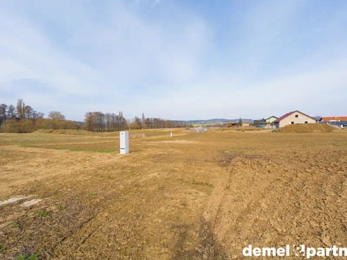Prodej stavebního pozemku 1014 m²