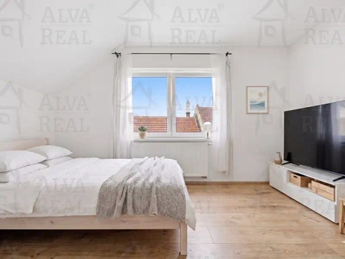 Prodej domu 197 m², pozemek 166 m²