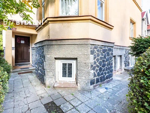 Prodej domu 360 m², pozemek 587 m²