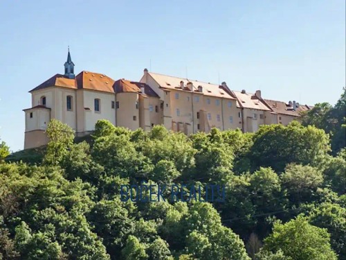 Prodej stavebního pozemku 821 m²