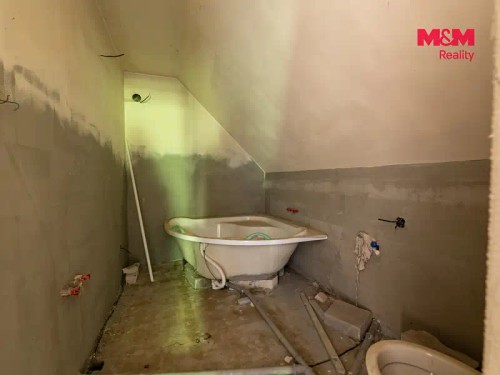 Prodej stavebního pozemku 1561 m²
