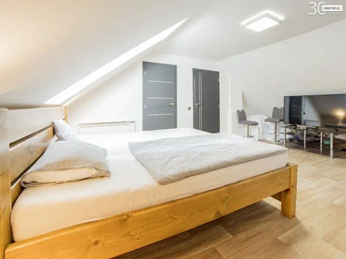 Prodej domu 300 m², pozemek 1220 m²