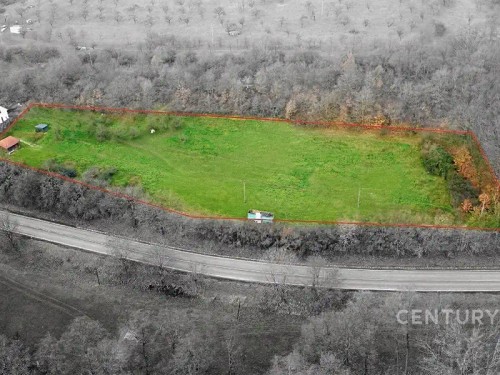 Prodej stavebního pozemku 9737 m²