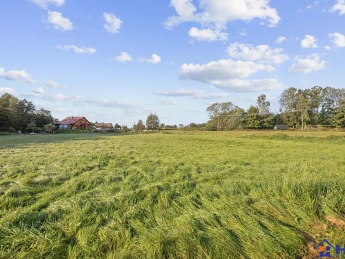 Prodej stavebního pozemku 2600 m²