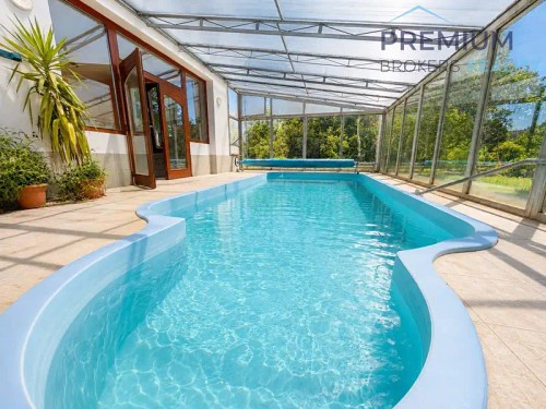 Prodej domu 440 m², pozemek 2313 m²