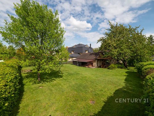 Prodej domu 202 m², pozemek 1087 m²