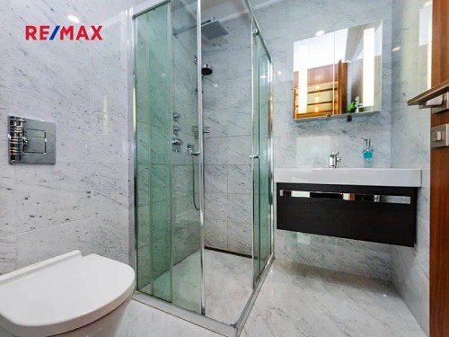 Prodej domu 365 m², pozemek 623 m²