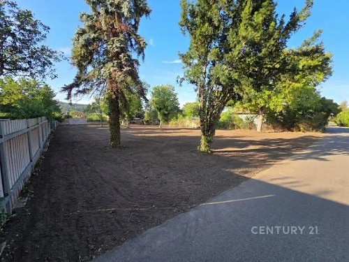 Prodej stavebního pozemku 858 m²