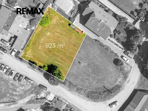 Prodej stavebního pozemku 823 m²