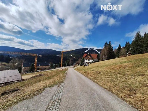 Prodej stavebního pozemku 6129 m²