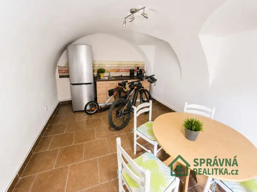 Prodej domu 220 m², pozemek 932 m²