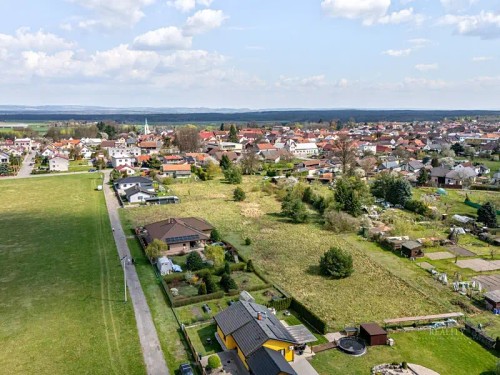 Prodej stavebního pozemku 2196 m²